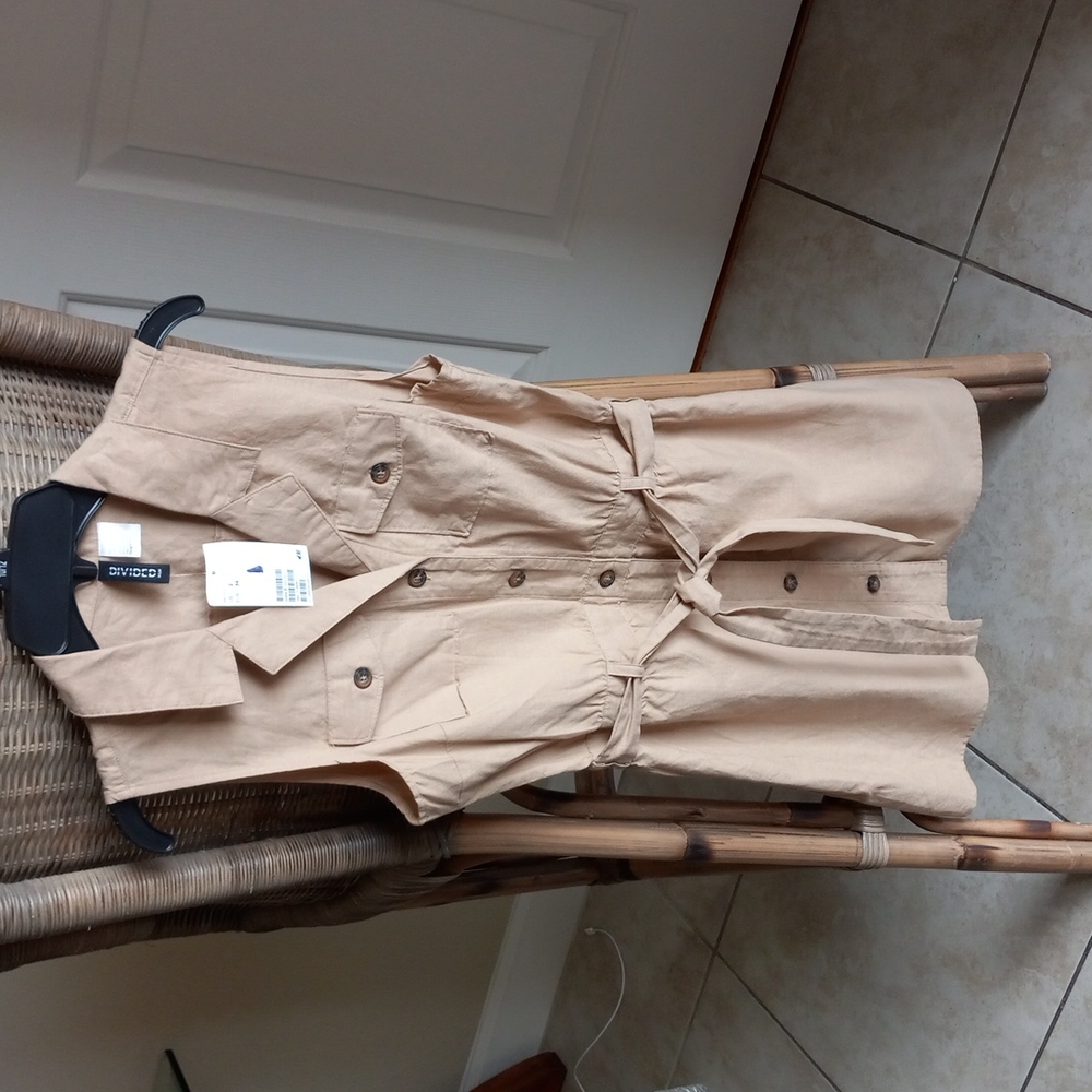 Divided by H&M Casual Tan Collared, Sleeveless Button up Dress